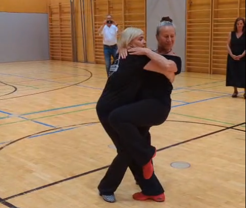 Catherine und Daniela in Action
